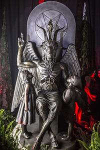 pamiatnik-vo-slavu-satane-Detroit-statuia-2293697.jpeg
